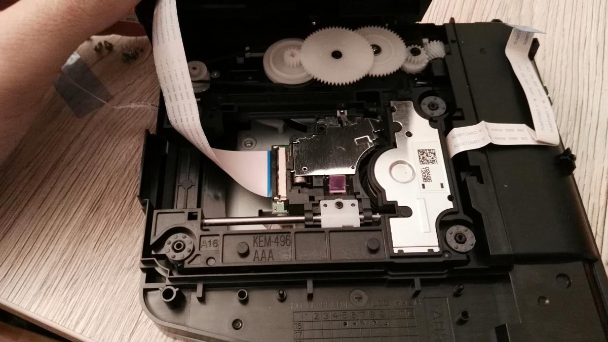 Never-before-seen PS4 Pro 'Neo' devkit teardown: 16GB GDDR5 RAM, 12mm heat  pipe